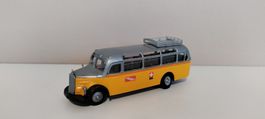 PRALINÉ-H0-Modell|Mercedes-Benz O3500|PTT-Bus|Furka|Defekt