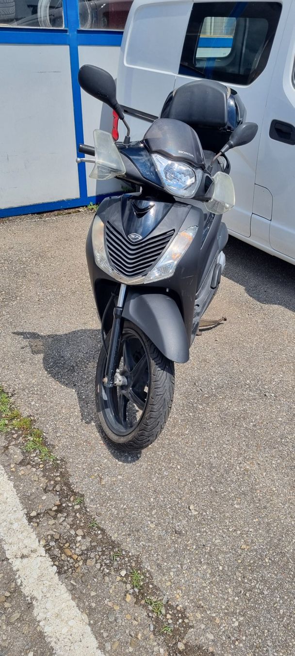 Honda Scooter: Roller Honda SH125i - startet nicht – Difettoso da Safnern venduto da 1EJR8 1