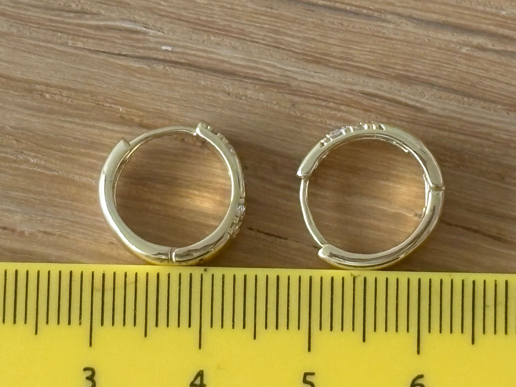 Ohrringe & -stecker: Luxus Elegante Mini Ohrstecker Farbe :Gold / Weiss – Neu (gemäss Beschreibung) aus Biel-Bienne von Roserosse13 6