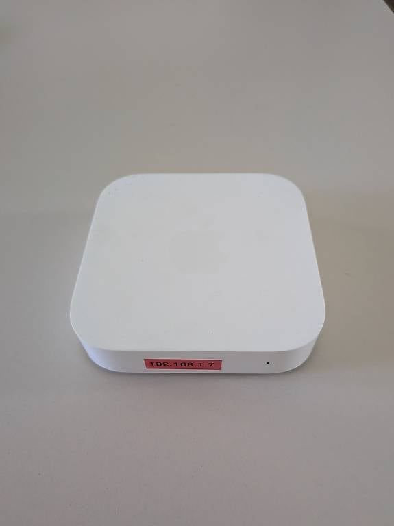 Modems & Router: Apple Airport Express - A1392 – Gebraucht aus Warth von intros