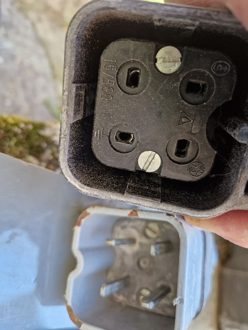 Alimentazione elettrica: Spine elettriche industriali – Usato da Breno venduto da BorioliD 3
