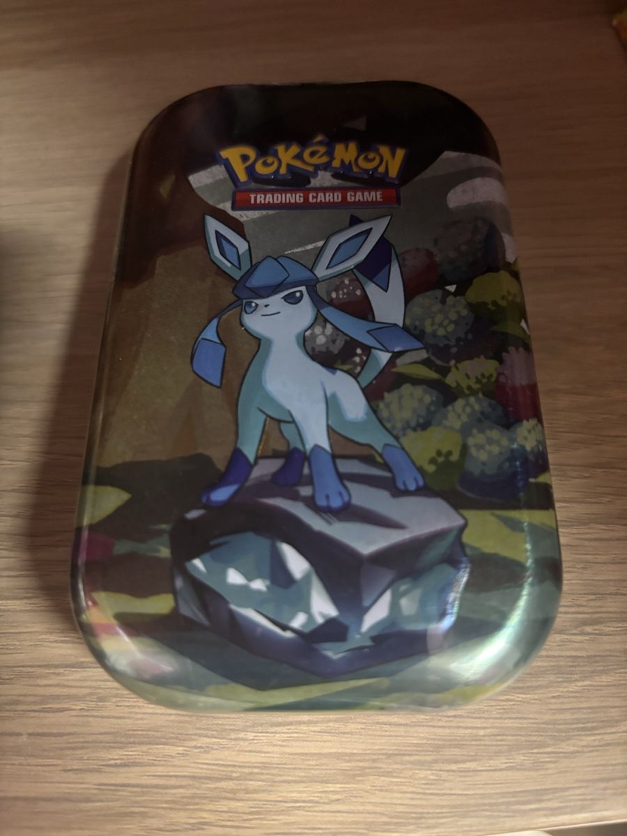 Pokémon Carte collezionabili: Pokemon Prismatic Evolutions: Glaceon Mini Tin – Nuovo e nell'imballaggio originale da Stadel venduto da Caramelmacchiato_