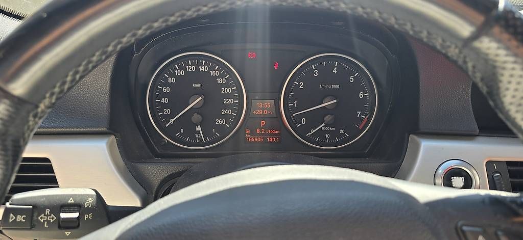 Autos: BMW 330i e91 M Paket – D'occasion à Rapperswil BE par Egons 2
