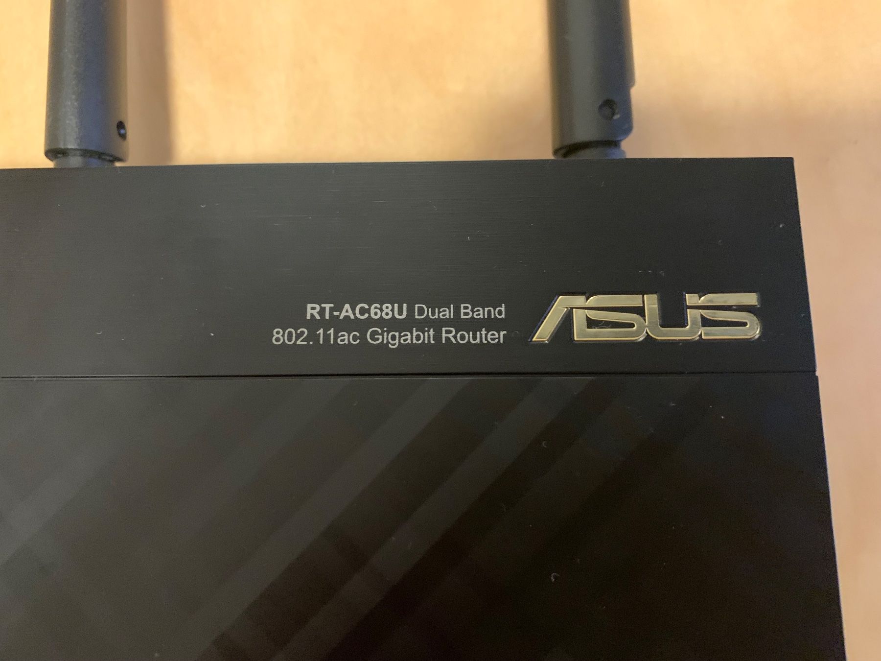 Asus Modems & Router: Router ASUS RT-AC68U Dual Band – Gebraucht aus Stäfa von Paulee 1