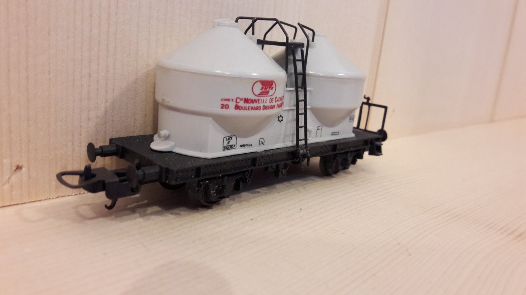 Lima Modellini di ferrovie: Lima HO DC : SNCF wagon silo "SMTS" – Usato da Buttes venduto da Cafe2005 2