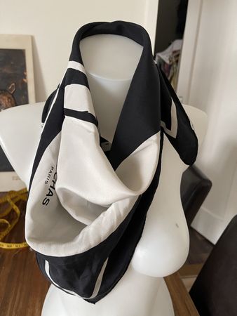 Foulard vintage ROCHAS 100% soie  Made in France 70x70cm