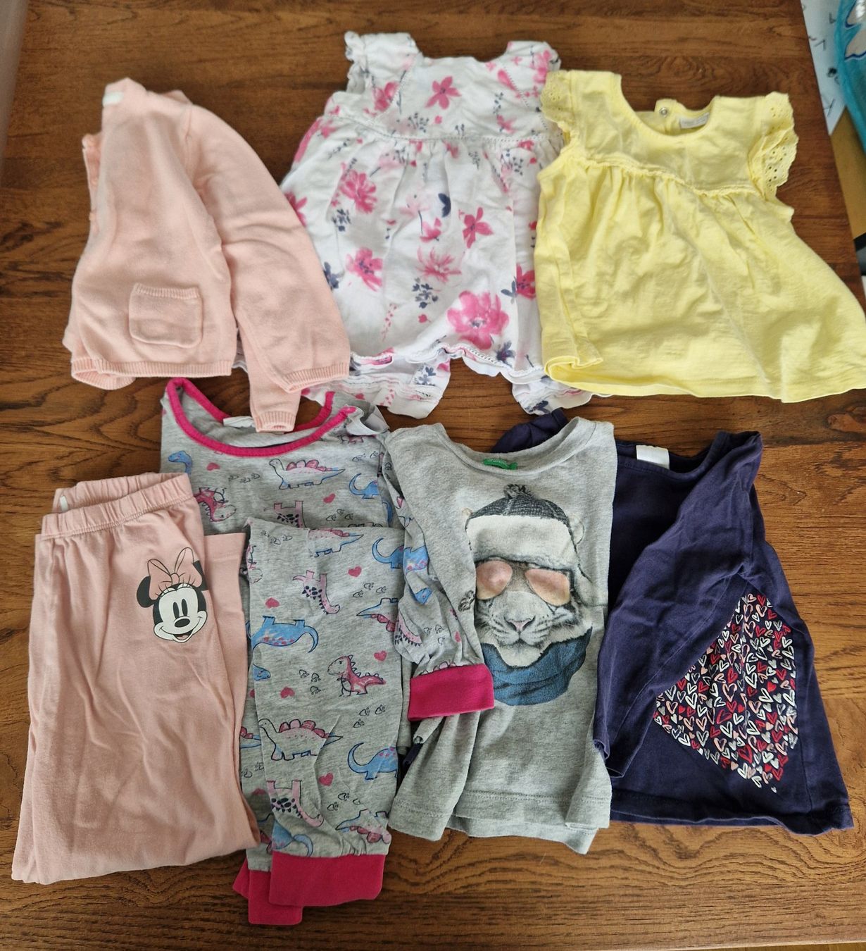 Lotti & Set di vestiti: Kleiderpaket Mädchen gr. 80, 86, 92 & 98 – Usato da Wittenbach venduto da Xorre