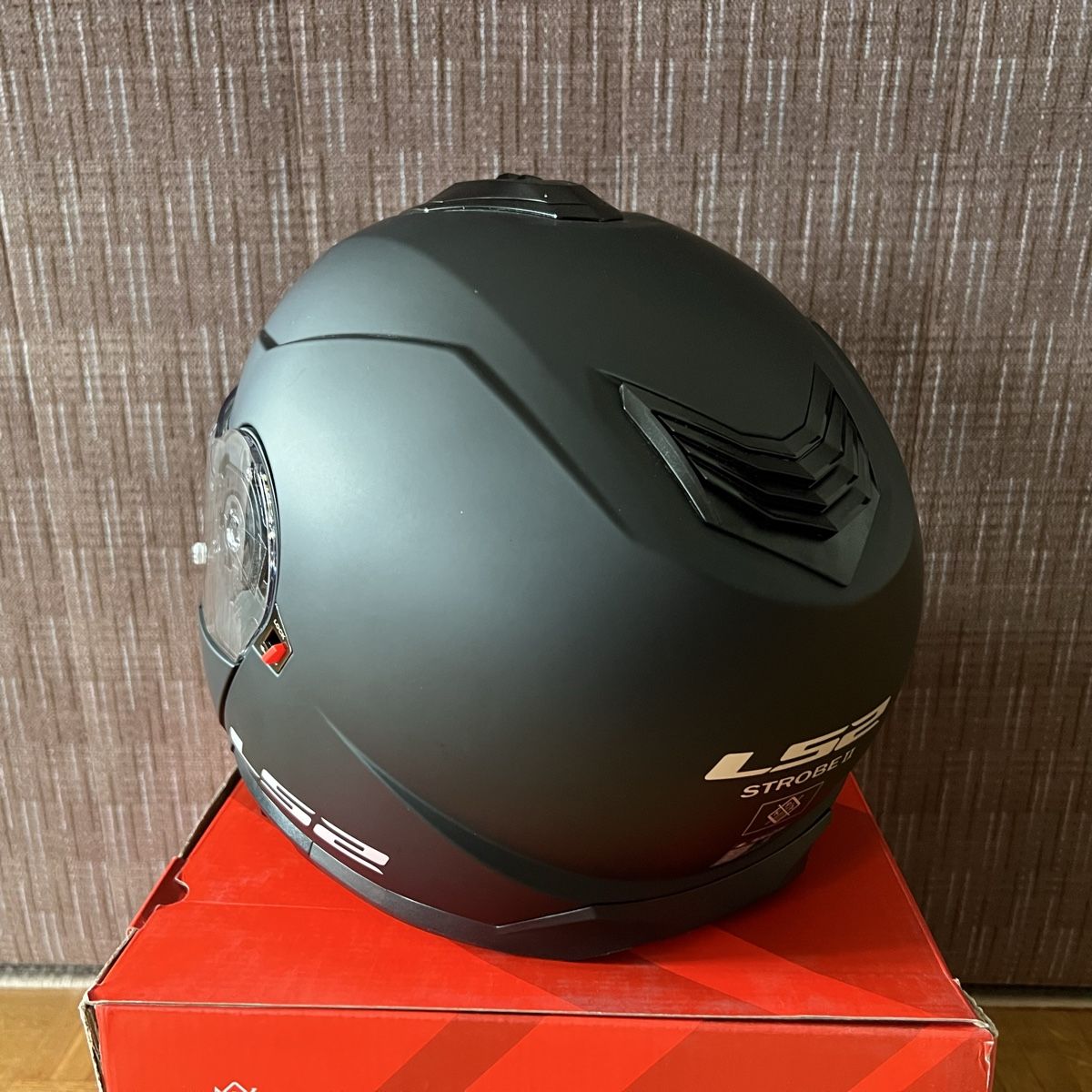 Caschi & visiere: LS2 Strobe II Motorradhelm schwarz Grösse S neuwertig – Nuovo (secondo la descrizione) da Oberrieden venduto da daniel_shnshn 4