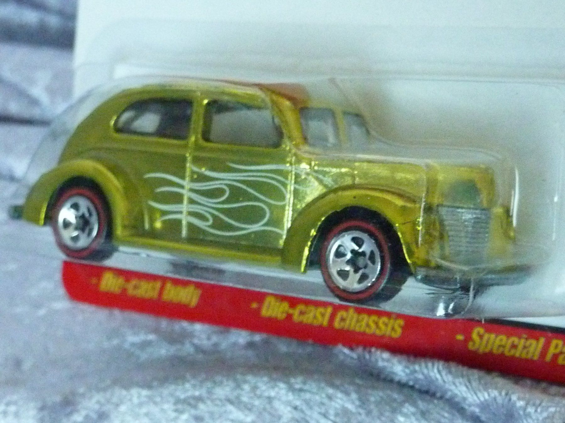 Hot Wheels Modellautos: Ford Fat Fendered 40 Classics 1:64 – Neu und originalverpackt aus Dürrenäsch von Cobra1ch 2