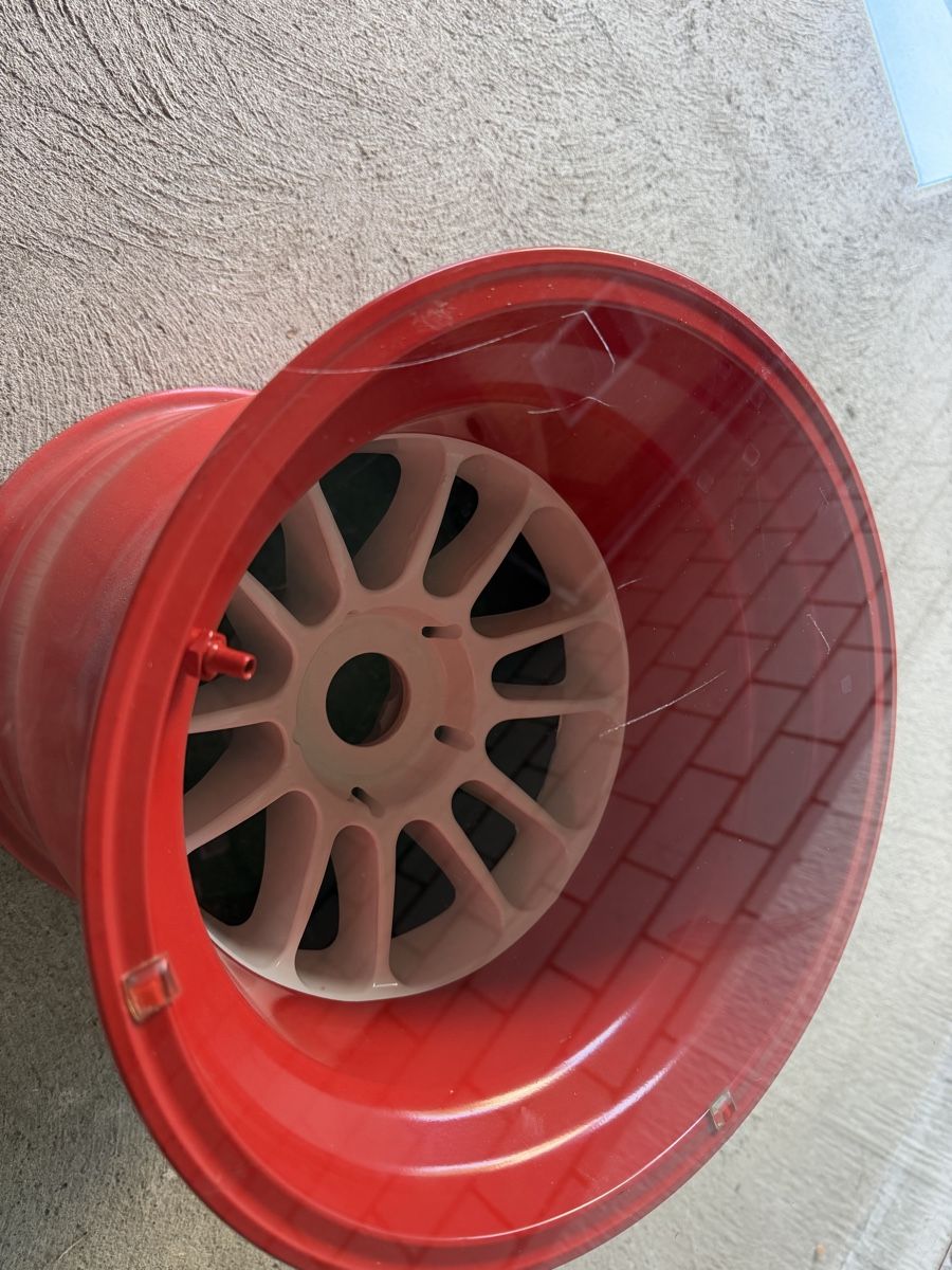 Tavoli: F1 Felgen-Tisch – Usato da Hittnau venduto da Dbitte 2