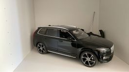 Volvo XC90 Modellauto schwarz gut erhalten