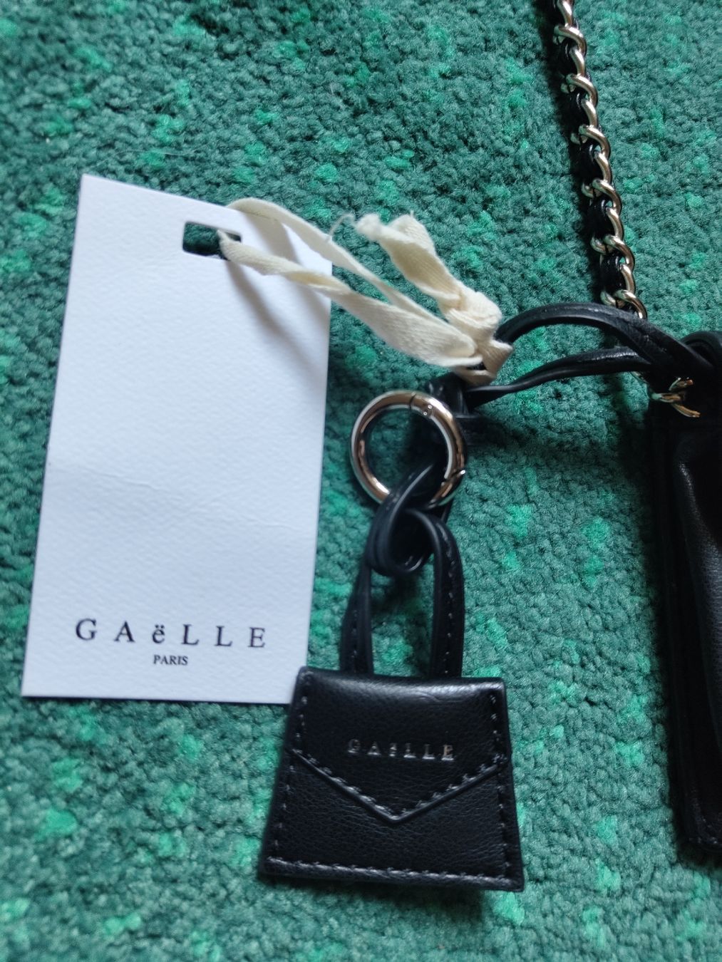 Borse da donna: Gaelle Paris nera, nuova, ma rovina – Difettoso da Lugano venduto da mar_5j2q 5