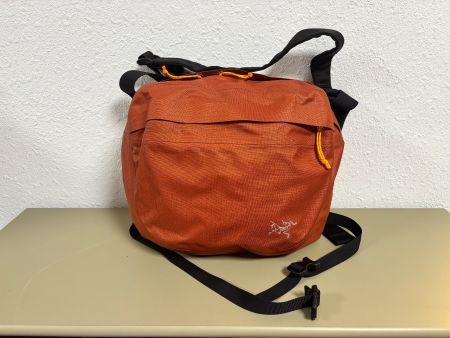 Arc'teryx Lunara Tasche orange