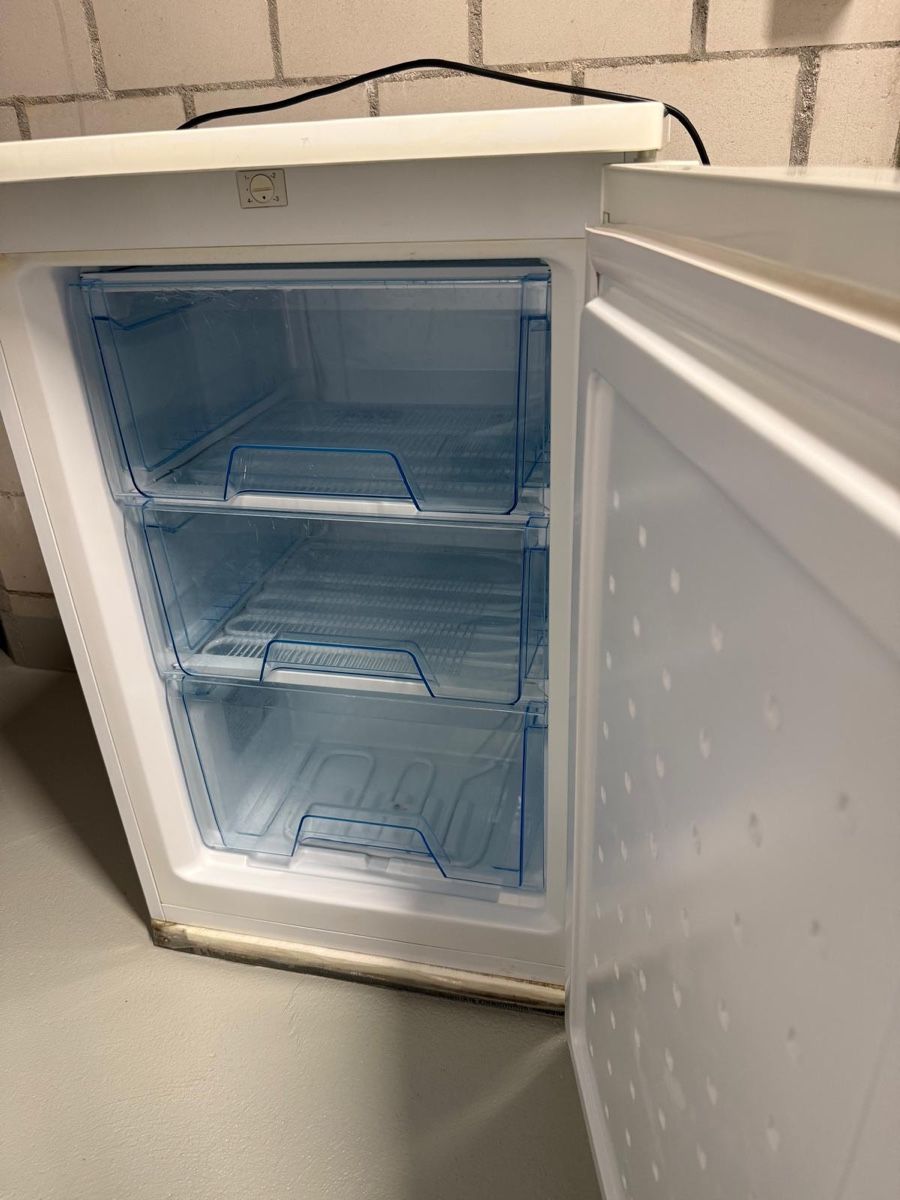 Congelatori: Frigelux Tiefkühler A++, Top Zustand – Usato da Othmarsingen venduto da mdasilva1990 2
