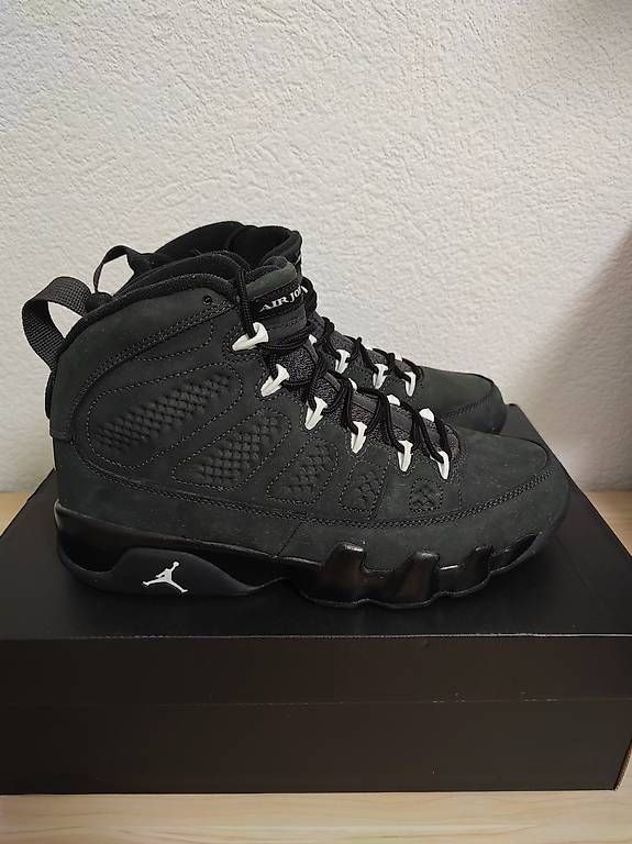 Jordan Scarpe da uomo: Jordan Retro 9 'Anthracite' (Gr. 41) – Nuovo (secondo la descrizione) da Jona venduto da dan_ln5g 1