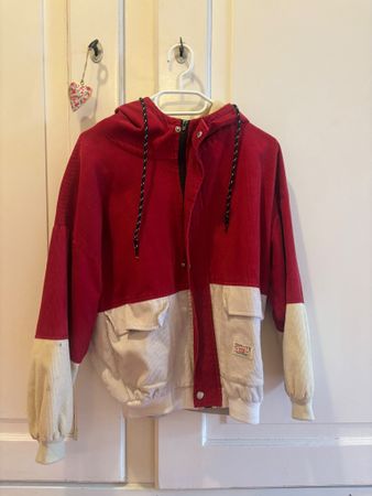 Zaful Jacke mit Kapuze, rot beige hellgelb, Grösse M