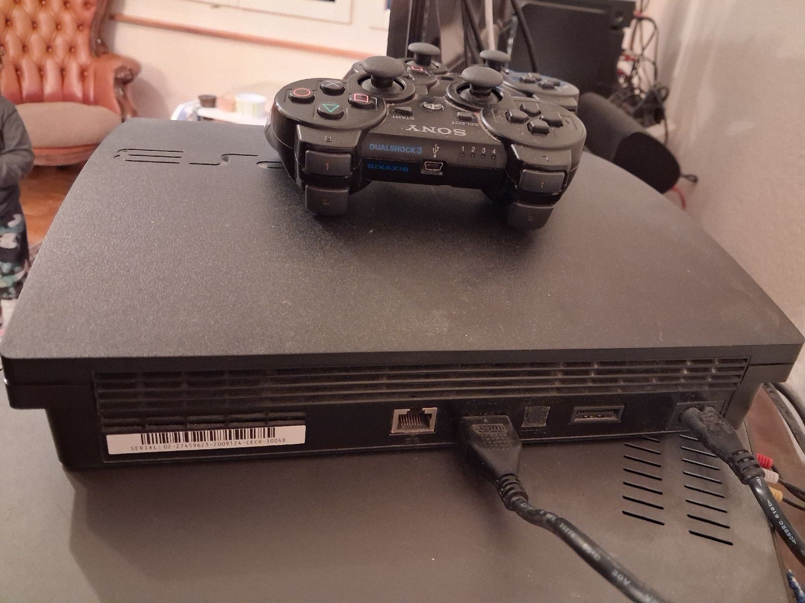 Konsolen: PS 3 mit 2 Controller – Defekt aus Zürich von Jillygrilli 1