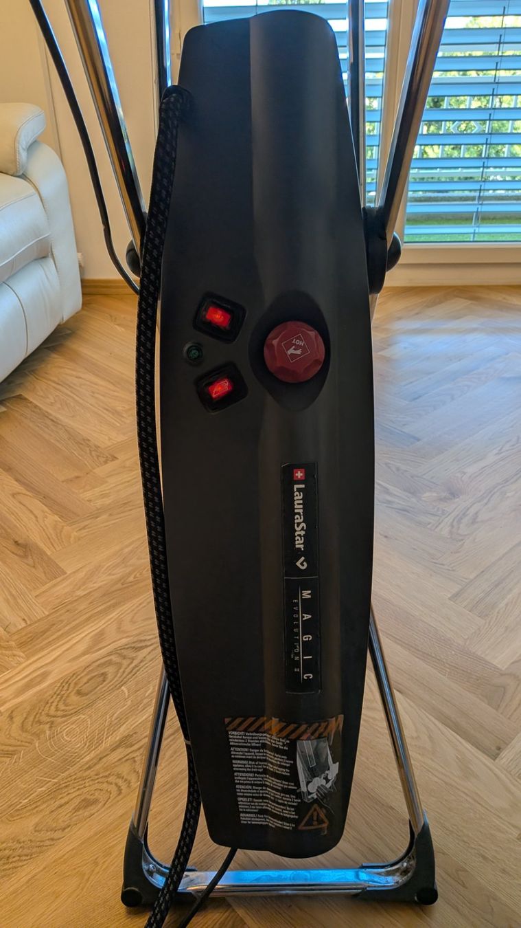 Laurastar Bügeleisen: Laura Star table à repasser Magic Evolution II – Gebraucht aus Apples von lverschu 1