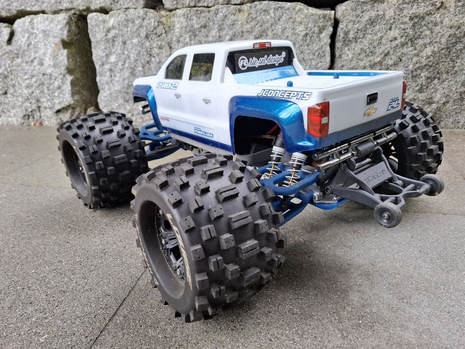 Traxxas RC Modellbau: Traxxas E-Maxx  1:8 – Gebraucht aus Schöftland von Eichboy 2