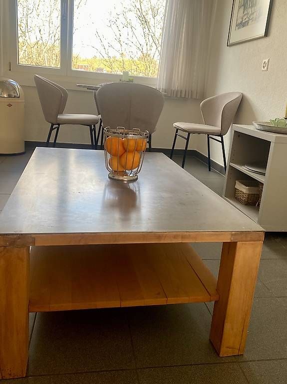 Tavoli: Wohnzimmer Tisch massiv  – Usato da Neuhausen venduto da Melkun1113 2