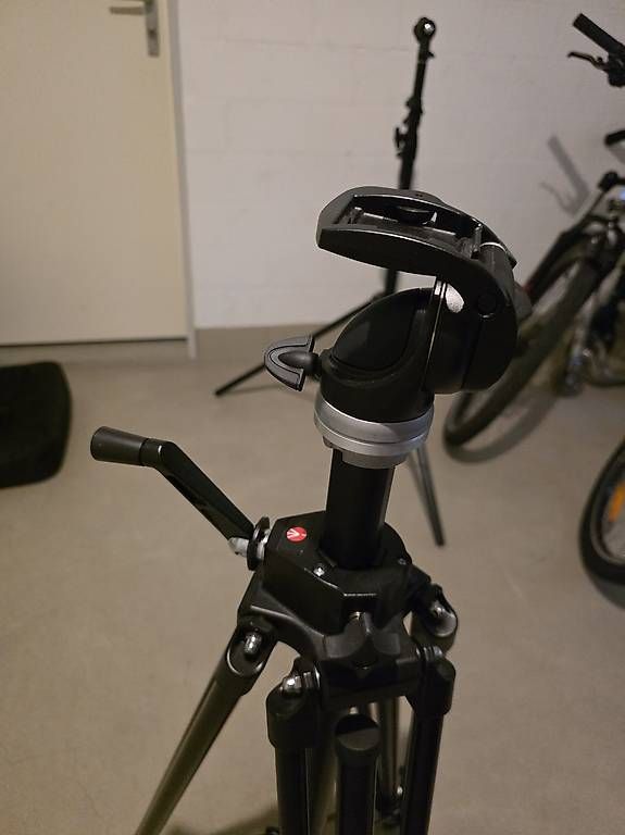 Trépieds & Accessoires: Manfrotto 028b Pro – D'occasion à Egliswil par Nemrepus 1