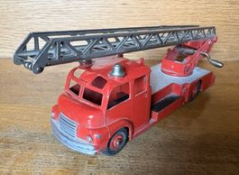 Altes Dinky Toys Feuerwehrauto
