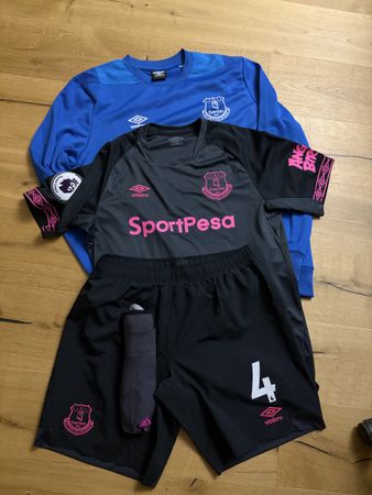 Fussballtrikot Set Everton Keane Grösse L neuwertig