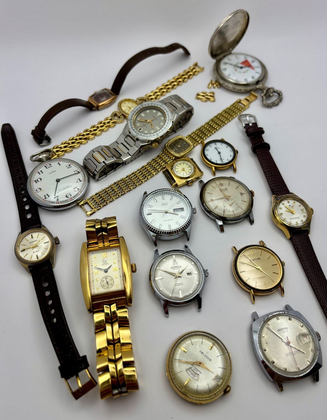 Bucherer Uhren: Mega Uhrenlot – Defekt aus Rorschach von ZeitWerk.10 2