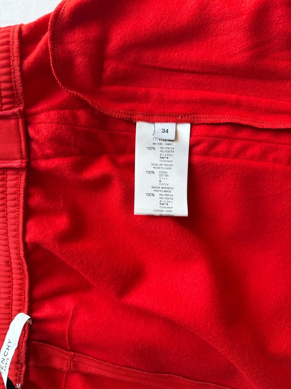 Givenchy Jupes: Givenchy Rock Rot, neuwertig – Neuf (Voir description) à Oberarth par SSS. 6