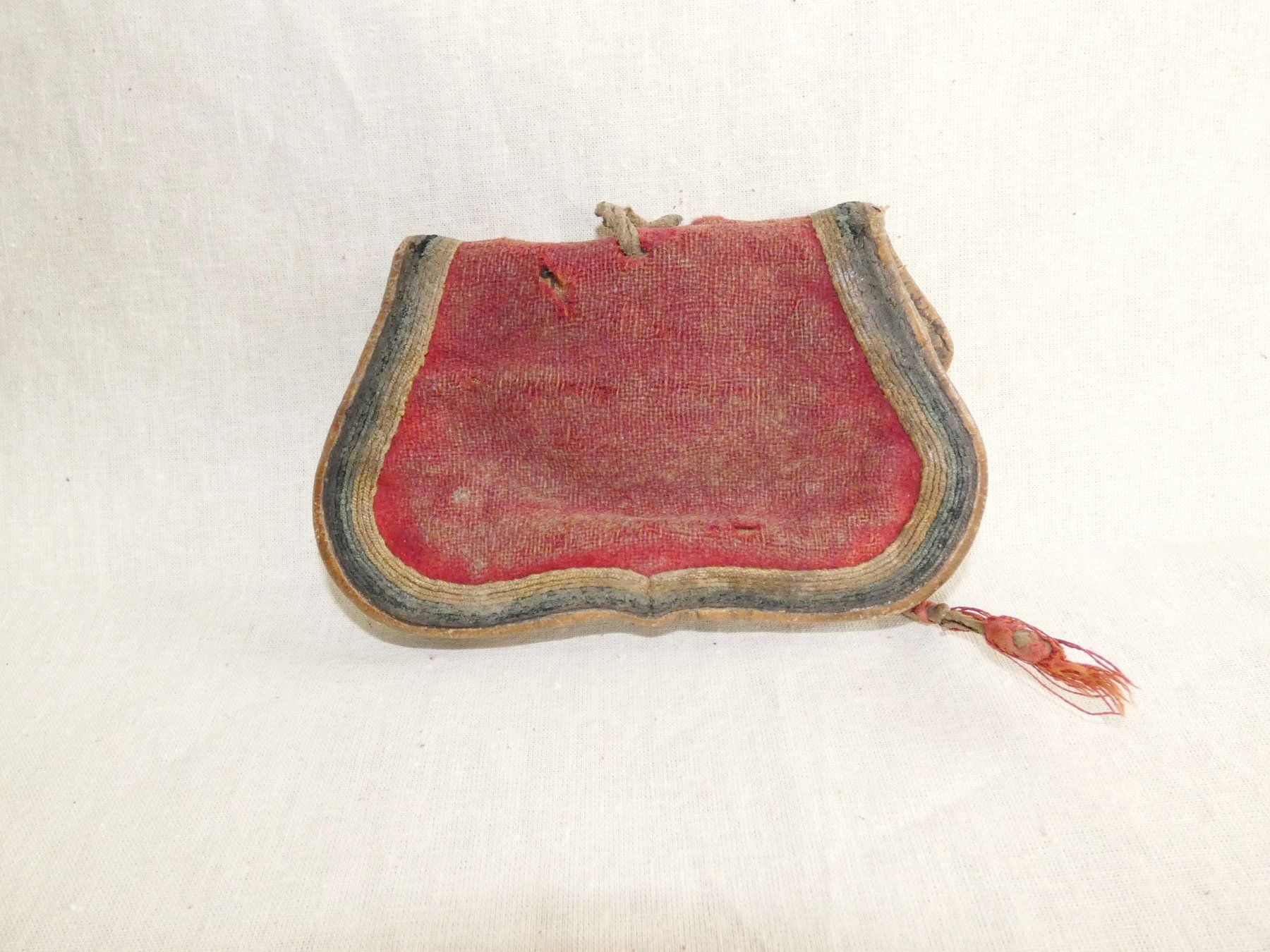 Statuette: Ancienne bourse du Tibet – Usato da Cernier venduto da Tashi_Delek 2