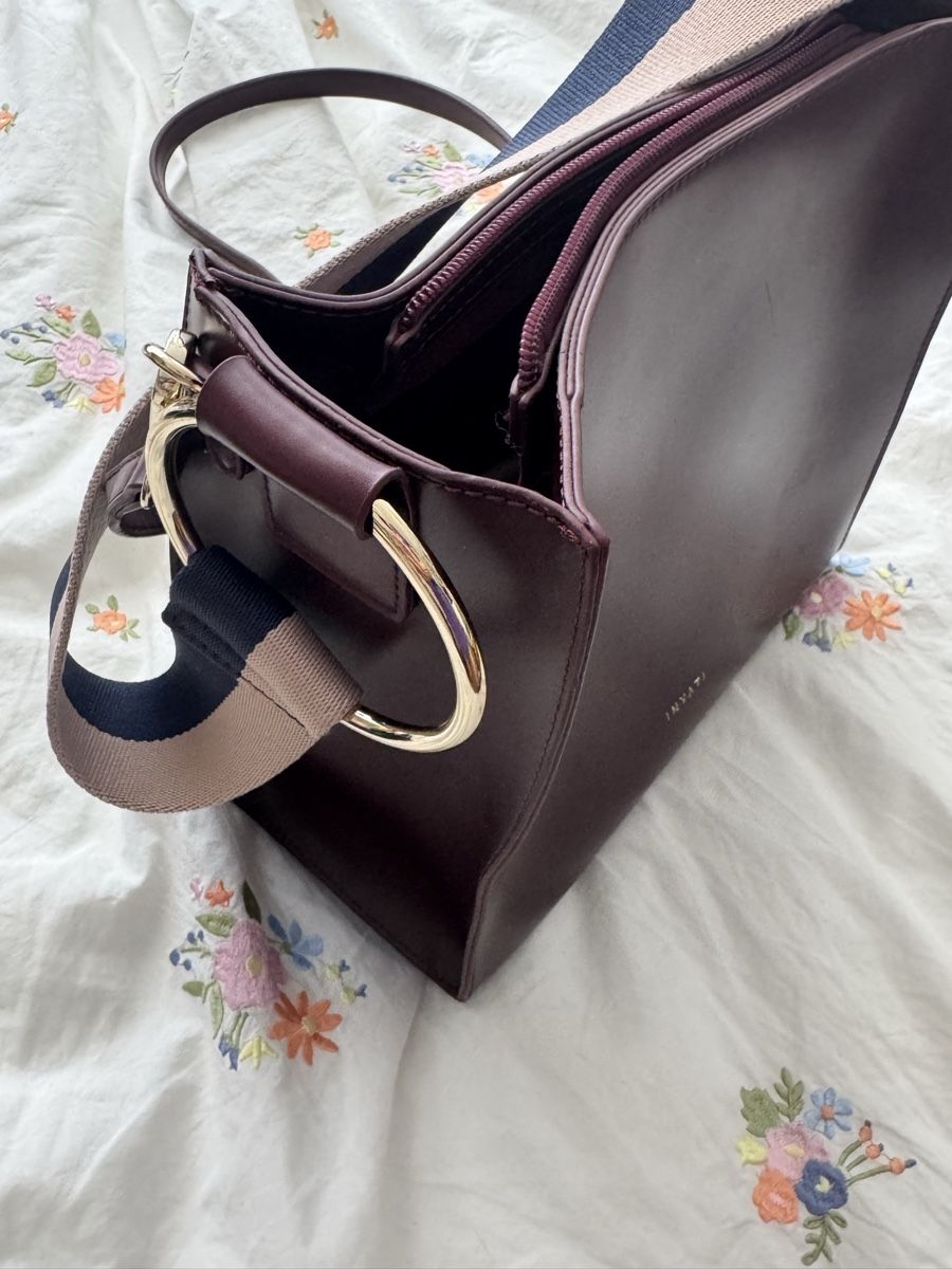 Sacs femmes: Sac à main Inyati bordeaux – D'occasion à Meyrin par mai_pl7s 1