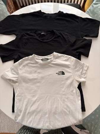 3 T-Shirts, Grösse 152