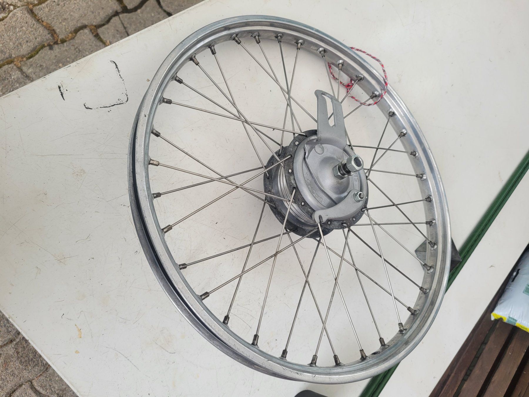 Pneumatici & Ruote complete: Sachs Mofa V-Rad 17" Revidiert – Usato da Worb venduto da bachata4 7