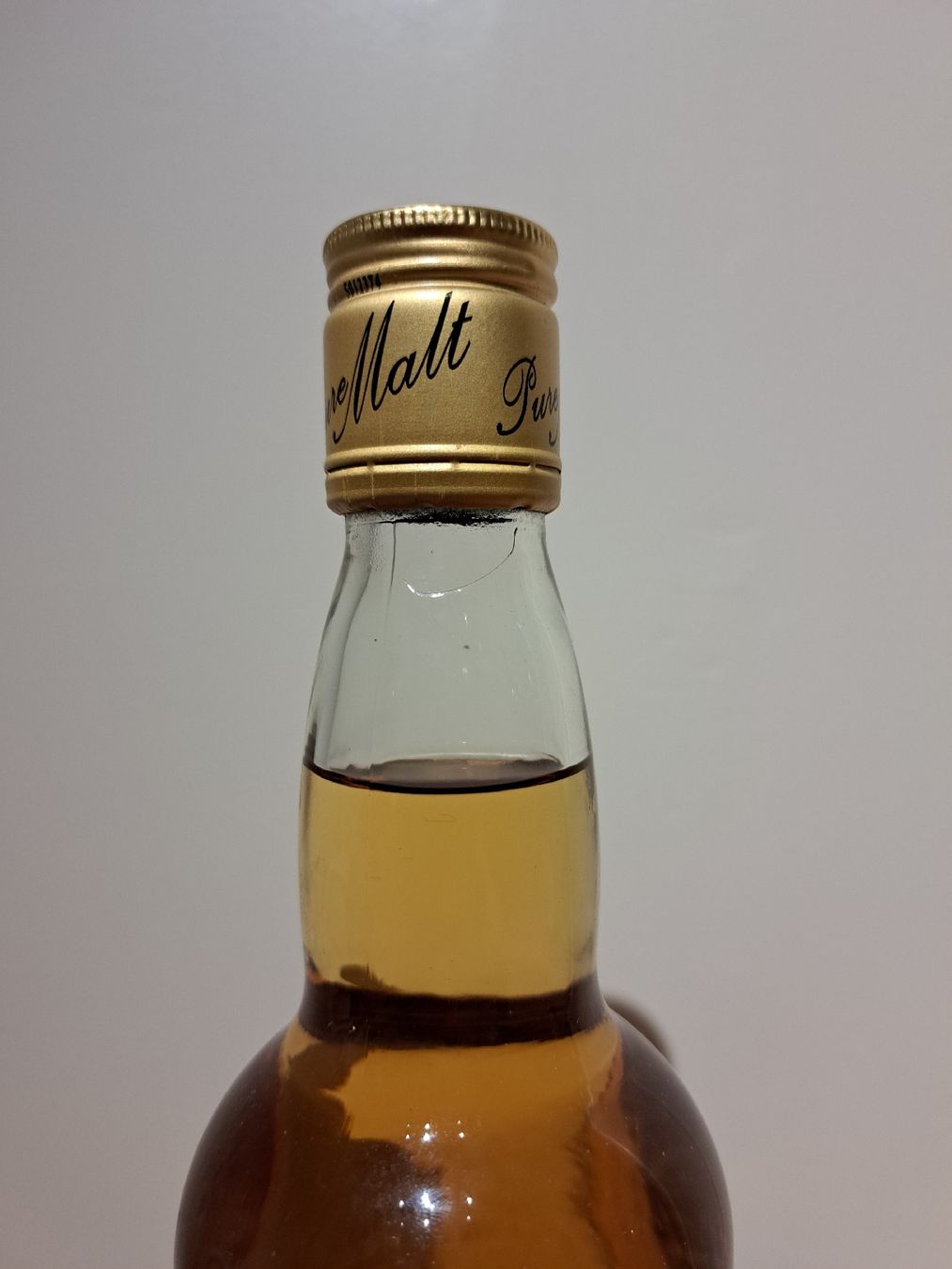 Bevande alcoliche: Adelscott Pure Malt, Etikette fehlt – Nuovo (secondo la descrizione) da Brittnau venduto da Prorex 2