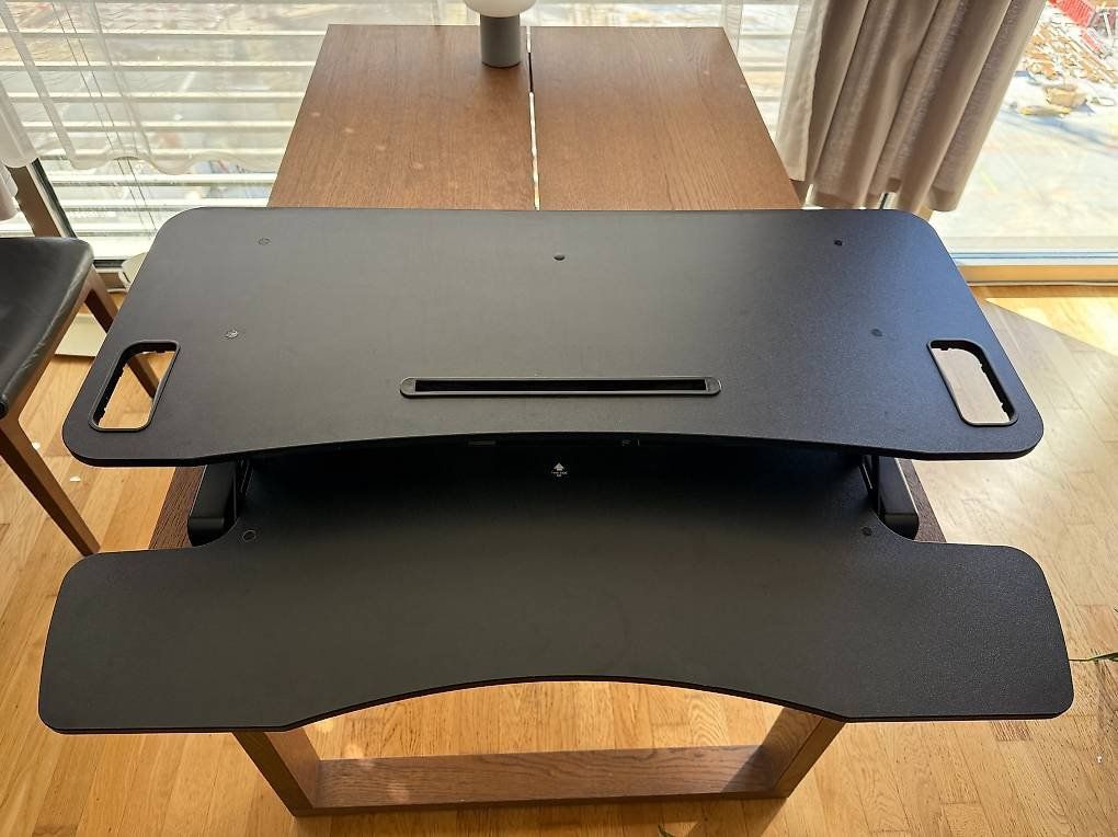 Bureaux: Digitus Desk Riser for sit/ stand workstation – D'occasion à Chavannes des bois par JustST2 3