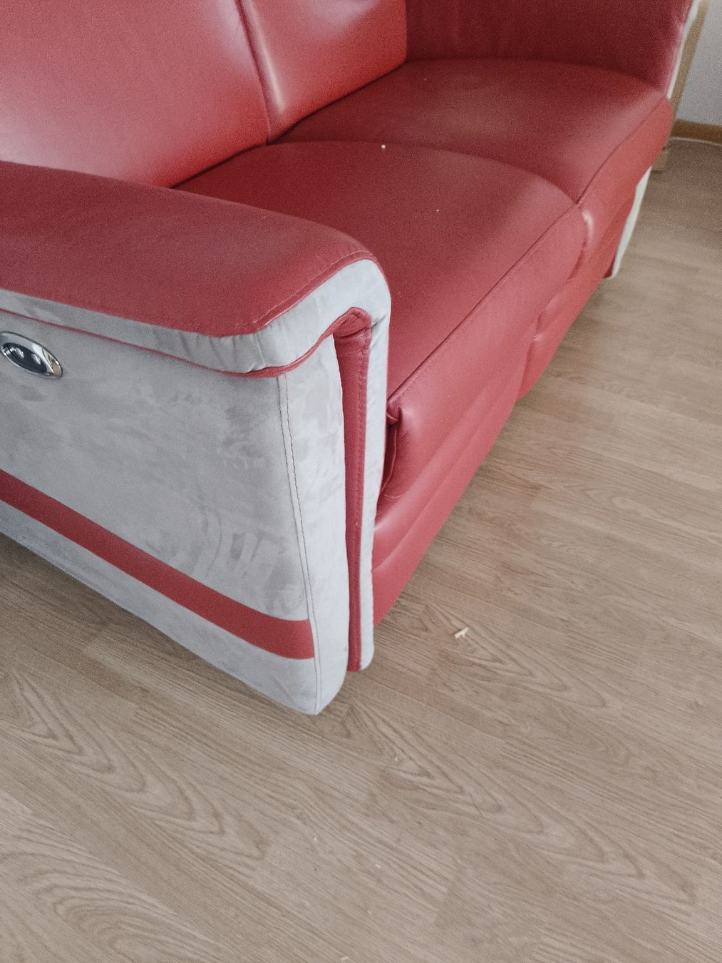 Sofas: Ledersofa Chateau – Gebraucht aus Zwingen von inf_2blh