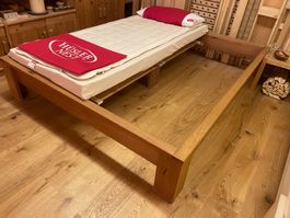 Birnbaum Massivholz Bett. -  Bettrahmen , Doppelbett Unikat