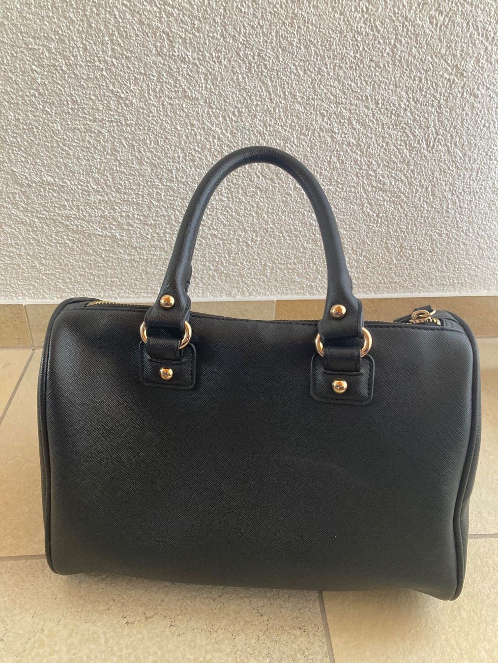 Borse da donna: Schwarze Amisu Damentasche / Bowlingtasche – Nuovo (secondo la descrizione) da Sempach venduto da son_698y 2