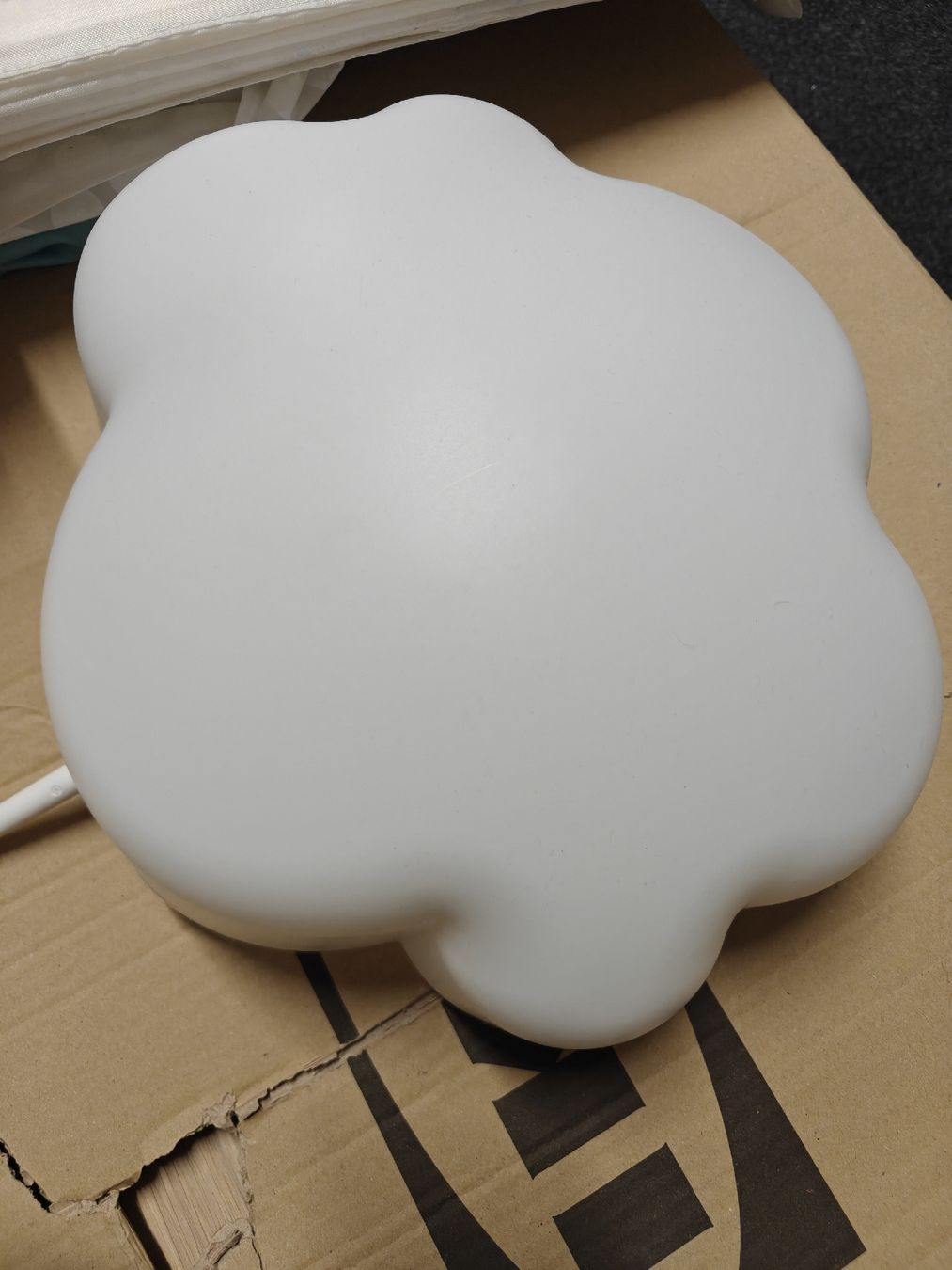 Ikea Lampes: Cloud shaped lamp white used – D'occasion à Othmarsingen par UmerJ