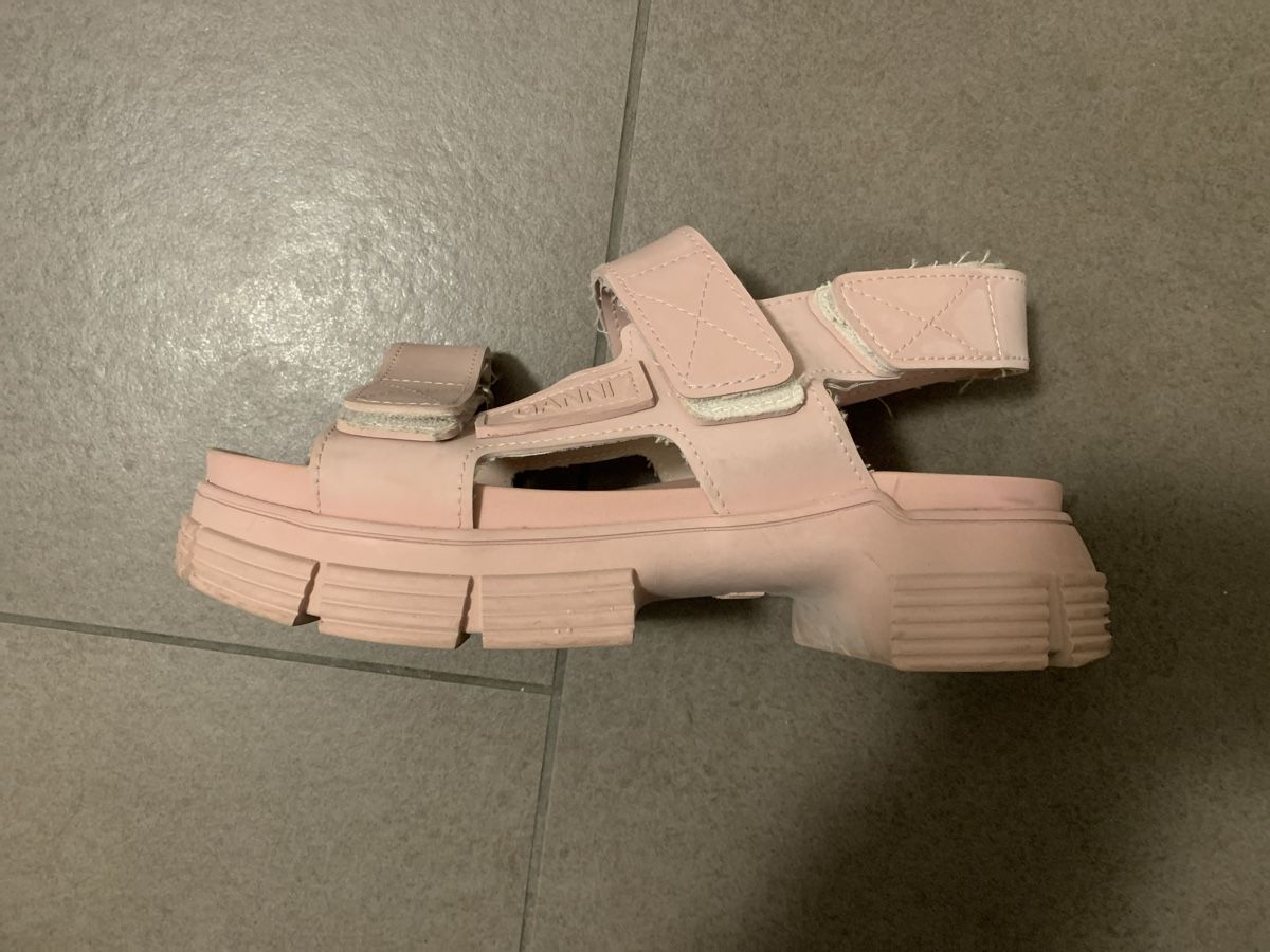 Ganni Scarpe da donna: Sandalen Kautschuck vom GANNI – Usato da Baden venduto da Esmipesmi 1
