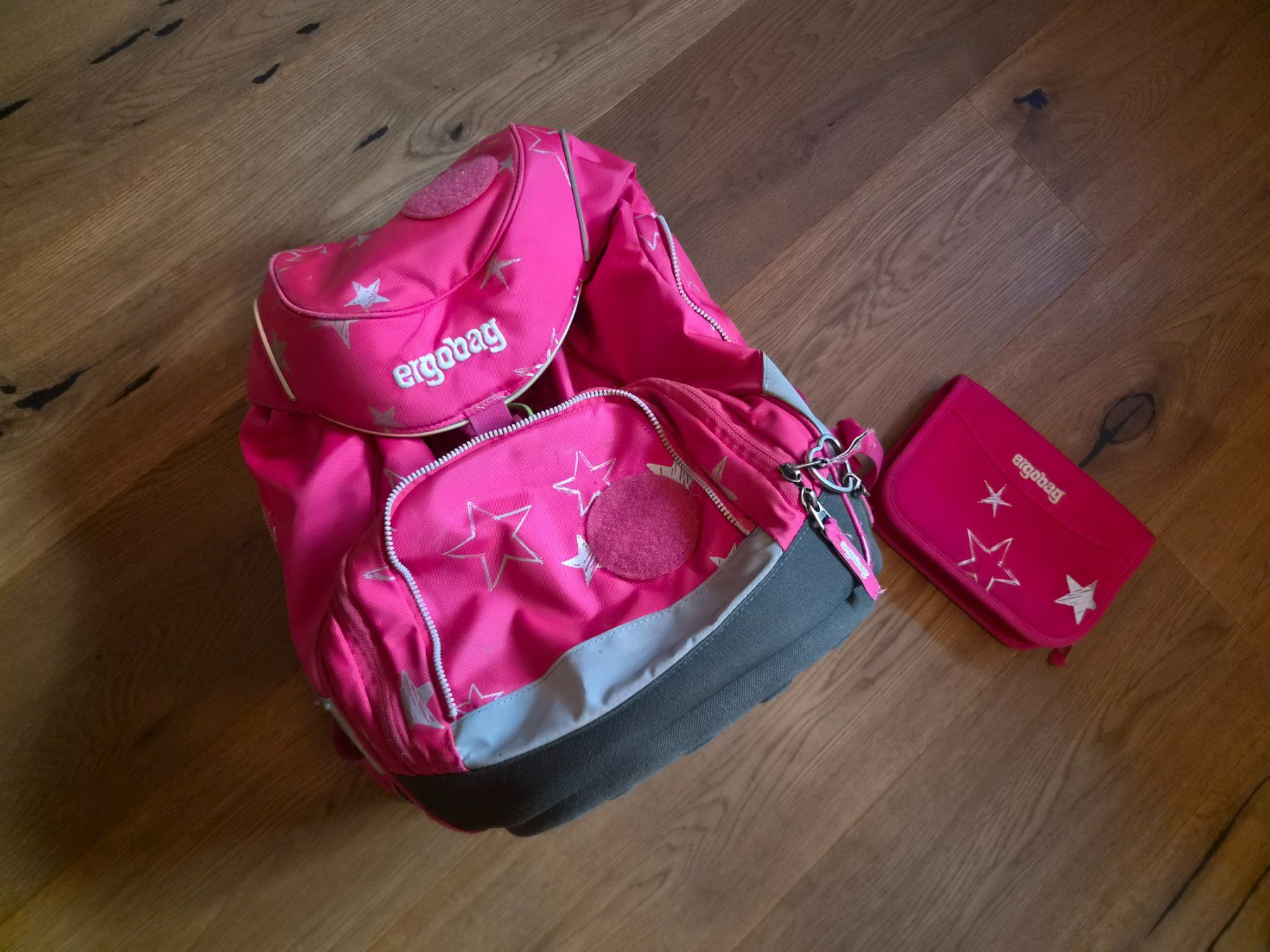 Ergobag Sacs & sacs à dos: Ergobag Rucksack pink mit Sterne – D'occasion à Unterbach BE par susanne84