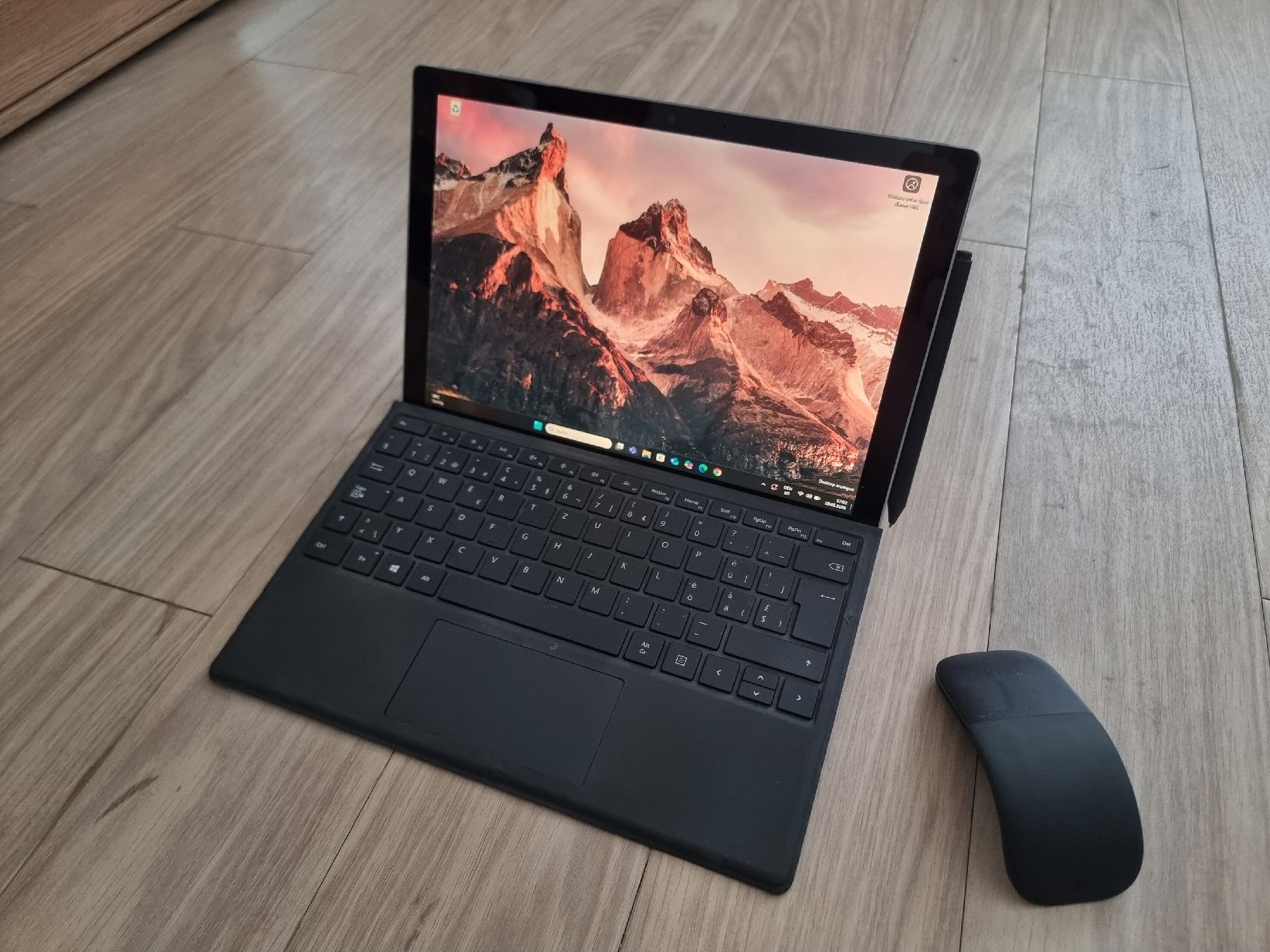 Microsoft Notebook: Microsoft Surface Pro 7 (i5/8GB/128GB)  – Usato da Malters venduto da tim_5bk9 1
