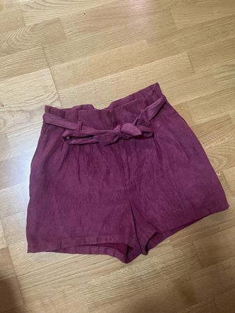 Bordeaux-farbene Shorts, ideal für den Sommer, Gr. S