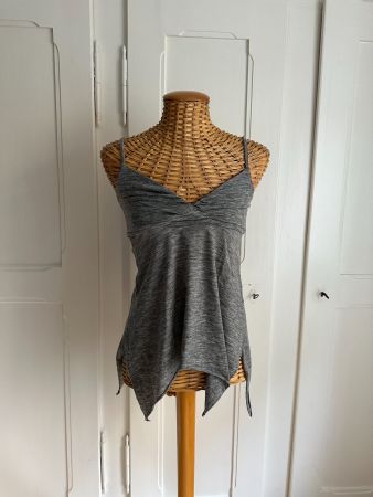 GOTHAINPRIMIS - Top grau aus Wolle S