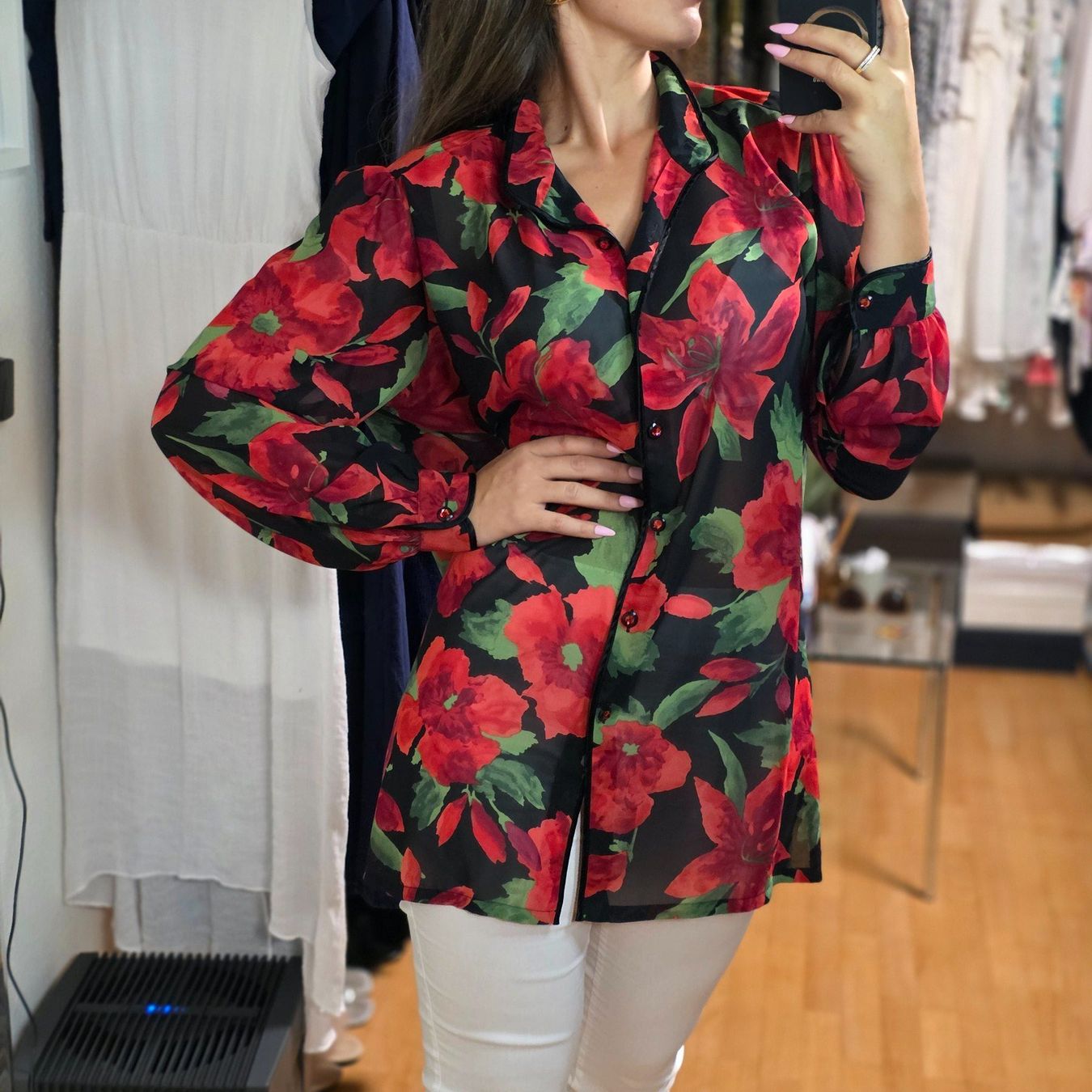 Camicette: Vintage Blumenbluse DELMOD INTERNATIONAL Größe 44 – Usato da Wald ZH venduto da CapLux 5