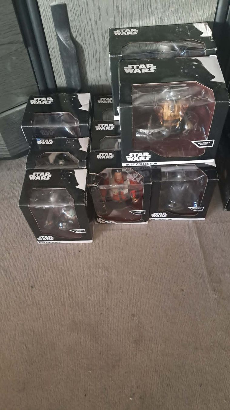 Star Wars Figurines: Lot de 33 figurines "Star wars" bust collection – Neuf avec emballage d'origine à PRILLY par 55b_nh8l