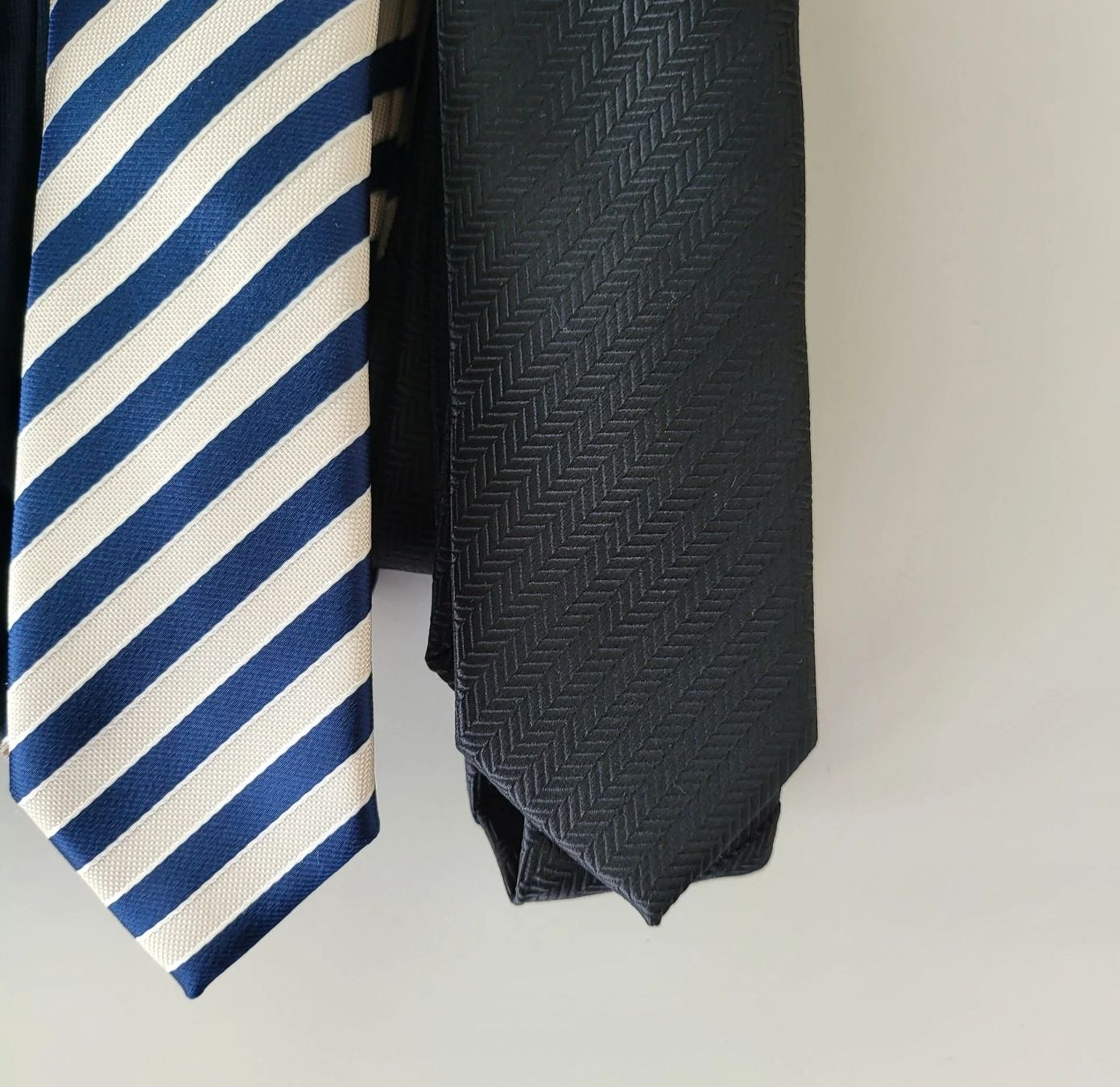 Krawatten: 3 Stk. Krawatten, neu, Polyester – Neu (gemäss Beschreibung) aus Rorschach von mat_5zzq 2
