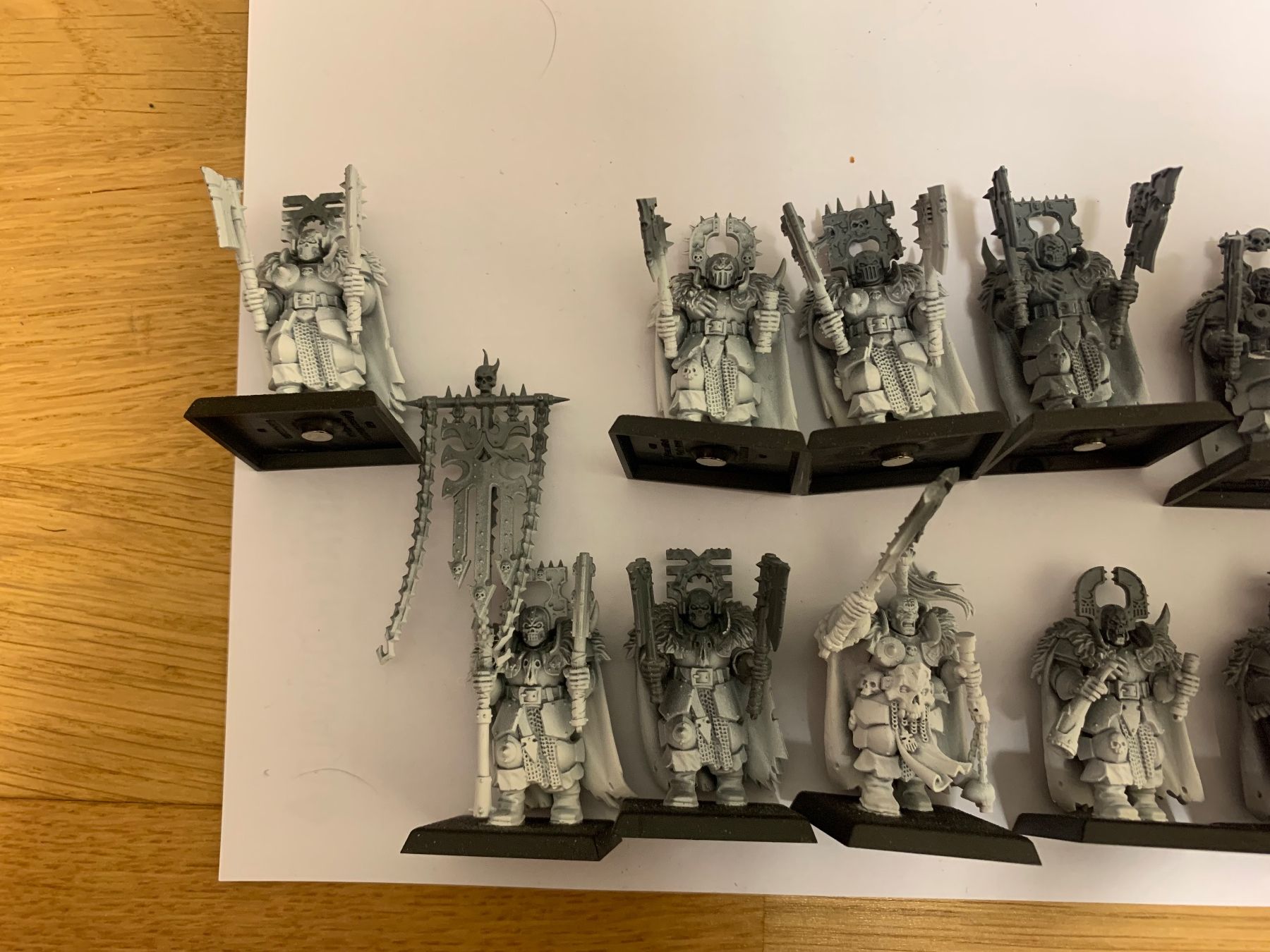 Statuette: Warhammer Old World Chaos Warriors des Khorne – Usato da Winterthur venduto da Compiorg 2
