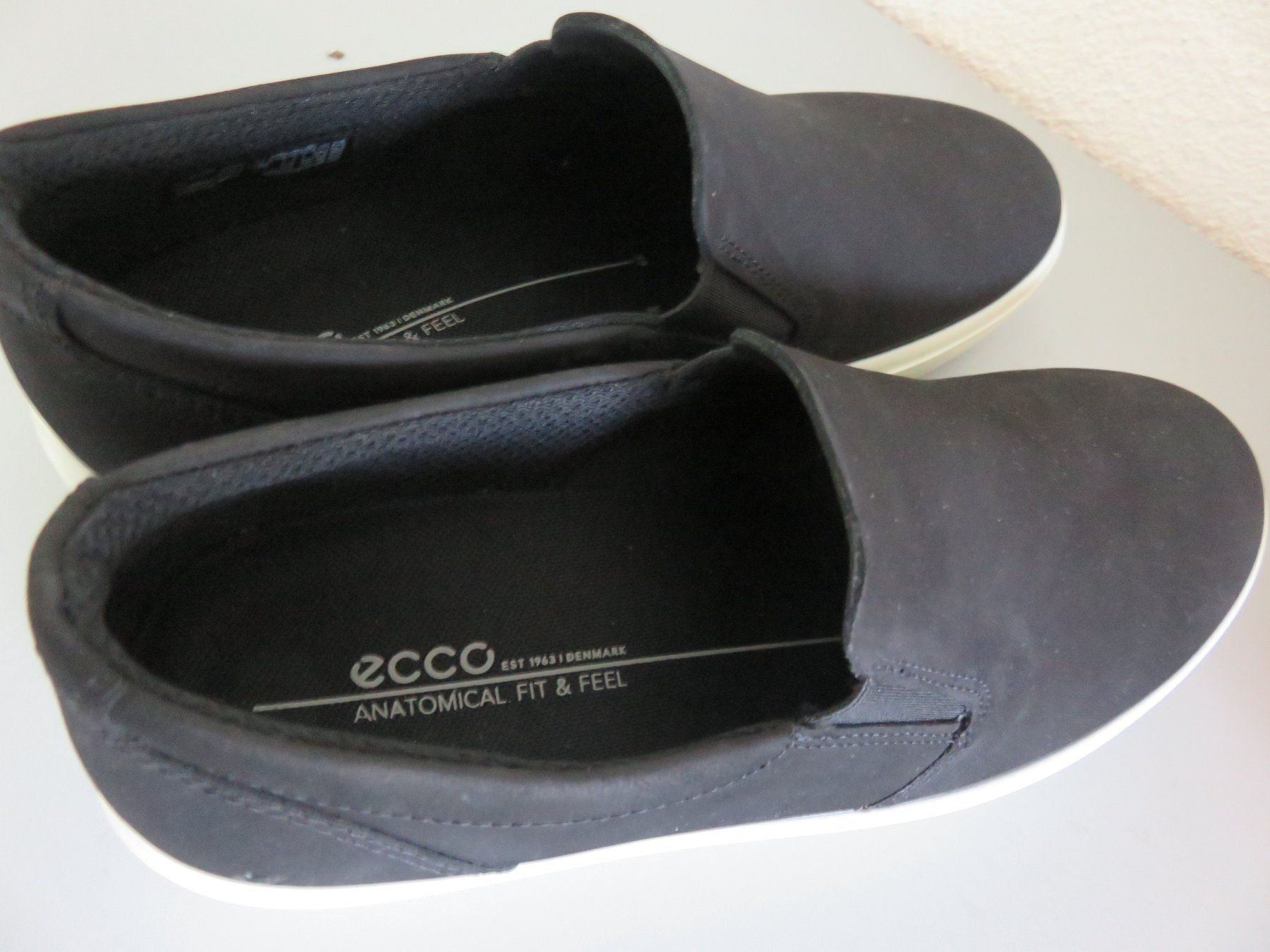 Ecco Scarpe da donna: NEUE Ecco Slip-On Schuhe, Schwarz, Grösse 39 – Nuovo e nell'imballaggio originale da Lachen SZ venduto da portofino01 1