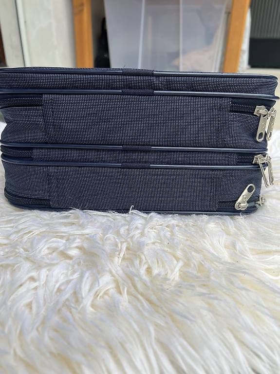 Samsonite Custodie per cosmetici: Samsonite Beautycase dunkelblau – Usato da Dübendorf venduto da fadrinli 2
